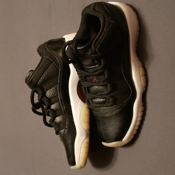 Jordan 11 low, size 4.5 youth boys, black